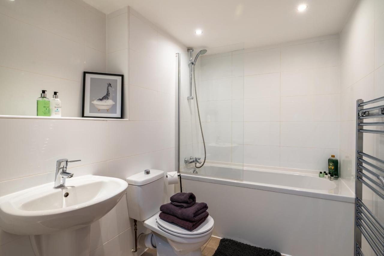 City View - A Stunning 2 Bed Apartment Glasgow Exterior foto